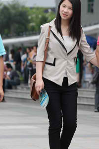 亚洲美女综合色区